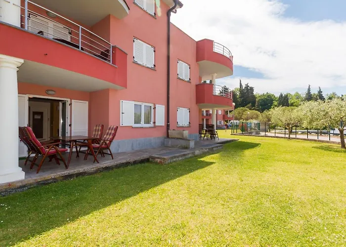 Levant 200 In Marina By Locap Group Apartma