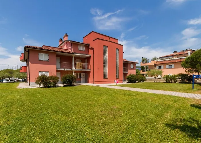 Levant 200 In Marina By Locap Group *